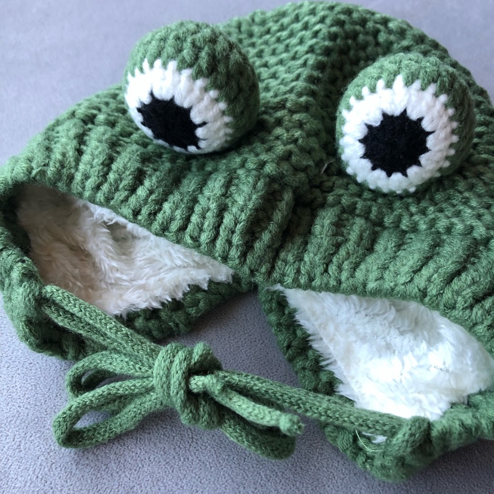 3D Googly Eye Knit Hat With Lining ~ Brand New ~ Green